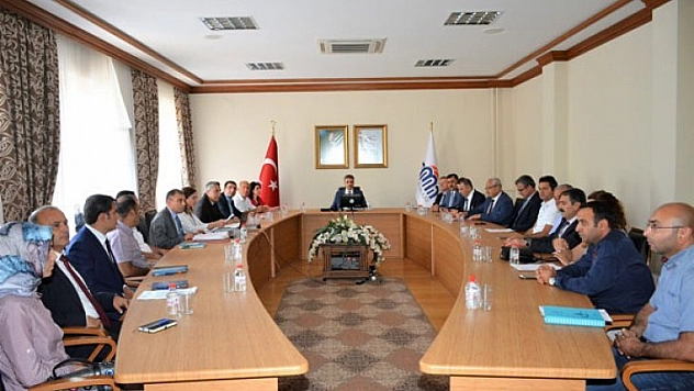 Süreç istişare edildi