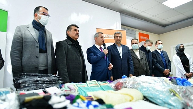 Suriyeli çocuklara şefkat eli