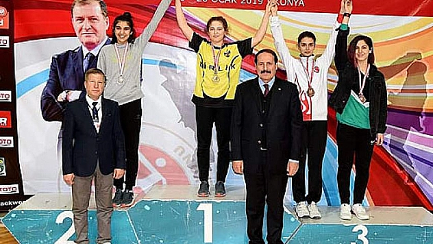 Taekwondocular dereceyle döndü 