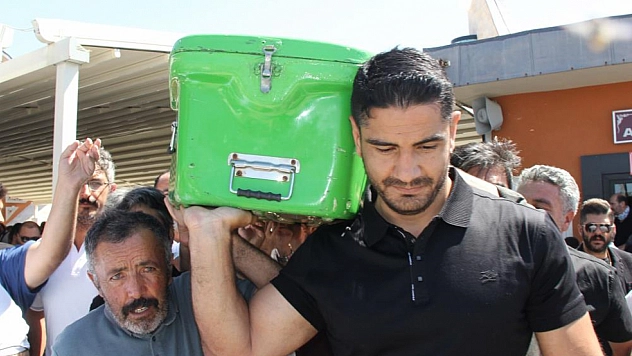 Taha Akgül'ün dedesi son yolculuğuna uğurlandı