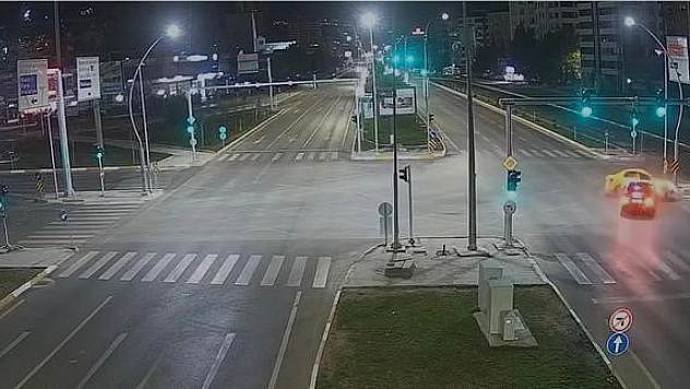 Taksiyle otomobil çarpıştı: 2 yaralı