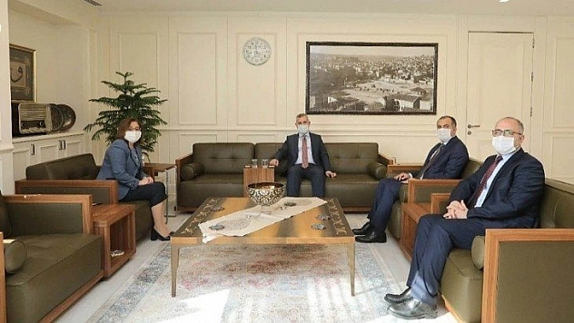Tanıtım için güç birliği