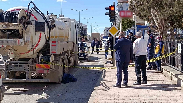 Adıyaman'da feci kaza: Tanker altında hayatını kaybetti