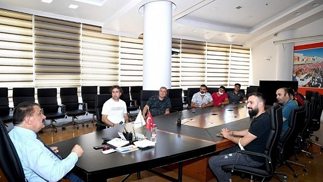 25 üniversitede aktifiz