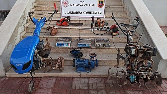 Tarım makinesi hırsızları yakalandı