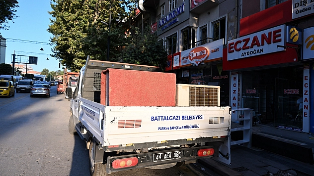 Taşkın Talimat Verdi. Kışla Esnafına Gönderildi...