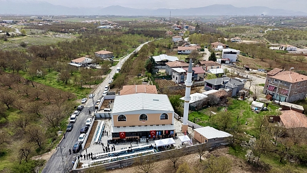 Tepeköy Kesrik Camii Cuma namazıyla yeniden ibadete açıldı