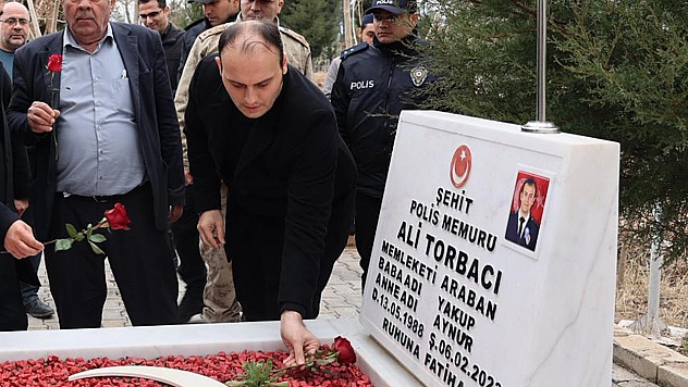 Torbacı, mezarı başında anıldı