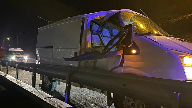Trafik kazasında 23 yaşındaki genç hayatını kaybetti