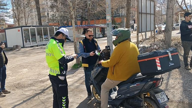 Trafik uygulamaları devam ediyor