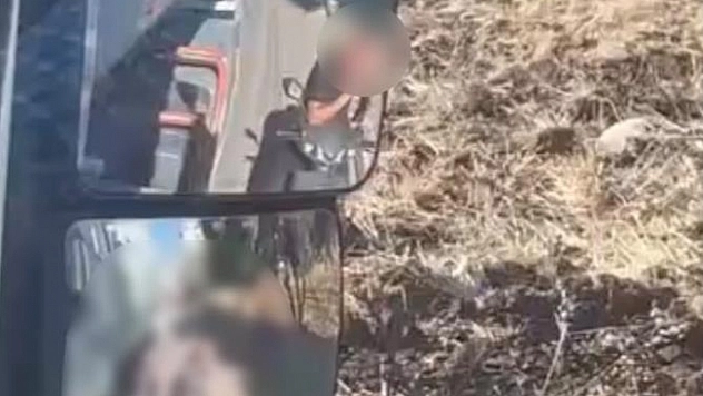Trafikte motosiklet üzerinde madde kullandı