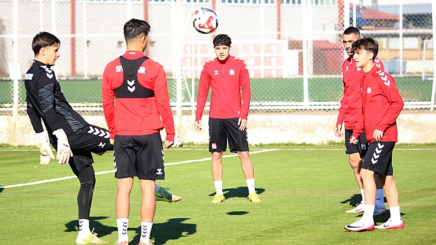 'Transfer dedikodularına inanmayın'