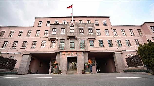 Türk hava sahasına giren mühimmat etkisiz hale getirildi
