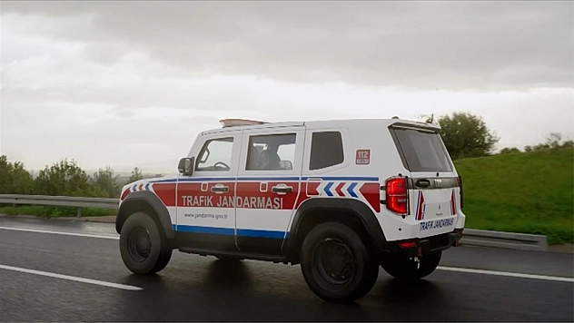 Türkiye'nin çelik yumruğu sahaya indi! Doğuştan zırhlı ilk SUV TULGA 4x4 göreve başladı
