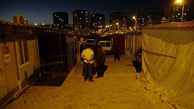 Tuvalette silahlı saldırı