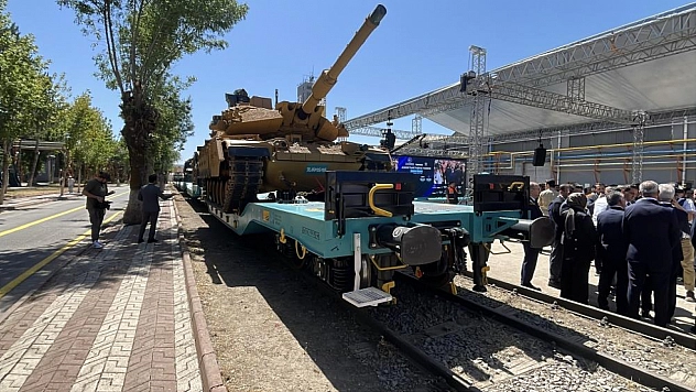 UAIS tipi askeri araç taşıma vagonlarının ilk teslimatı yapıldı