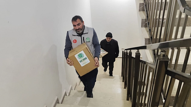 Umut Kervanı Malatya'da 100 ailenin yüzünü güldürdü