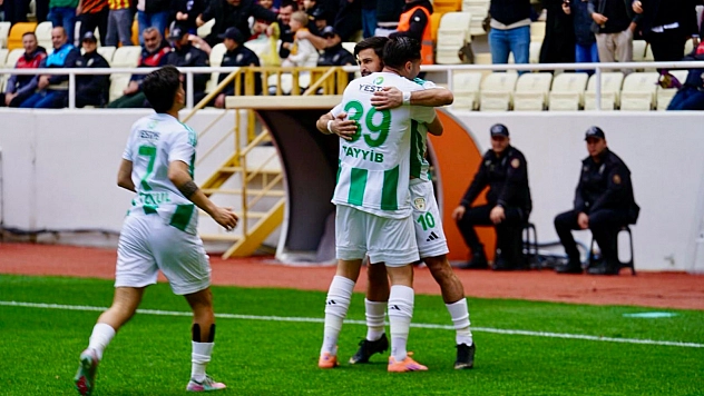 Yeşilyurtspor'dan 6 gollü şov! Üst lige son iki maç!
