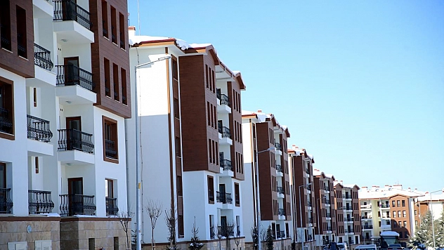 Vali Seddar Yavuz detayları paylaştı: 8 bin 106 konut ve 346 dükkân teslim edilecek…