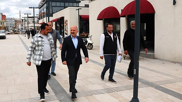 Vali Varol, esnaflarla bir araya geldi