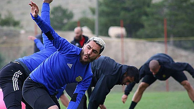 Yağmur altında çalıştılar 