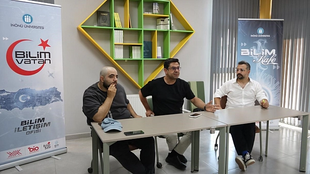 İnönü Üniversitesi mezunları ve sektör temsilcileri geleceğin mesleklerini anlattı