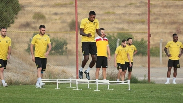 Antalyaspor mesaisi sürüyor