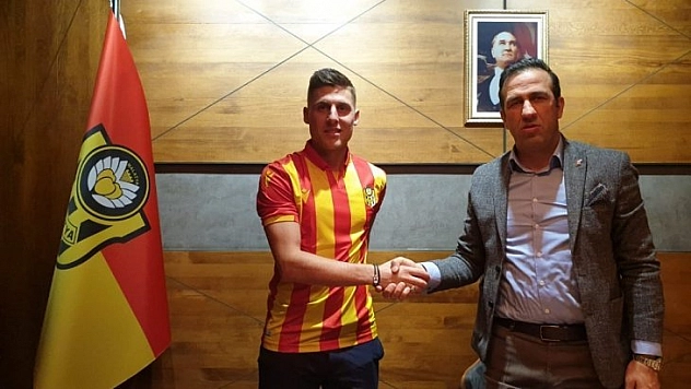 Remi Walter imzayı attı