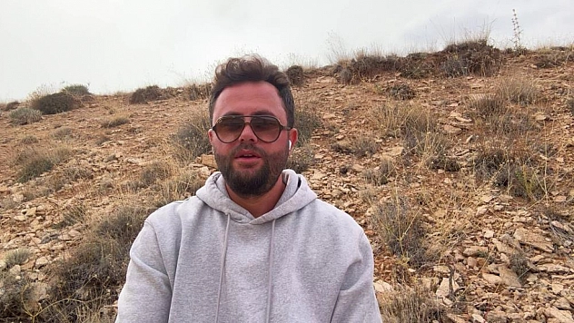 Yer altındaki yuvadan kangal yavruları çıktı!