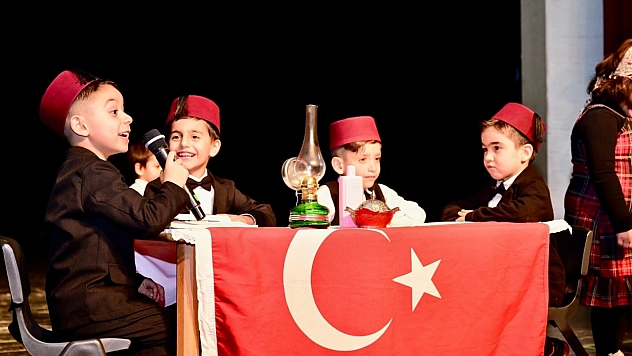 Yeşilyurt'ta miniklerden Ramazan gösterisi büyük beğeni topladı