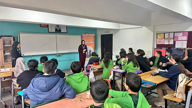 Yeşilyurt'ta güvenli aile projesi: Risklere karşı farkındalık oluşuyor