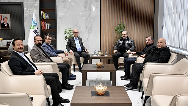 Yeşilyurtspor'da kritik zirve, 3 başkan bir arada