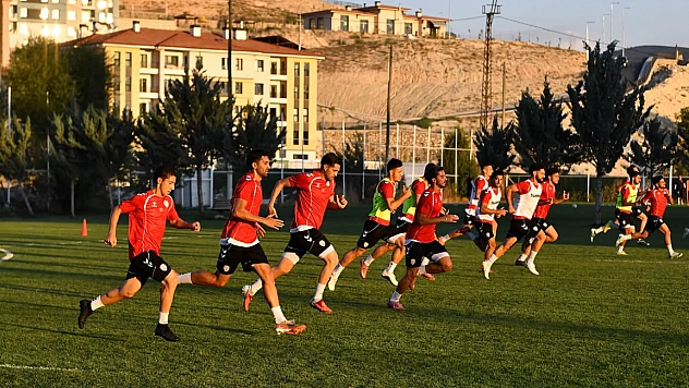 Yeşilyurtspor Diyarbakırspor hazırlıklarını sürdürüyor