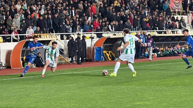 Yeşilyurtspor fırsatı tepti