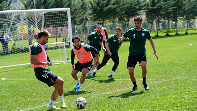 Yeşilyurtspor hazırlıklarını sürdürüyor