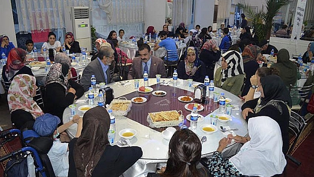 Yetim aileleri iftarda buluştu