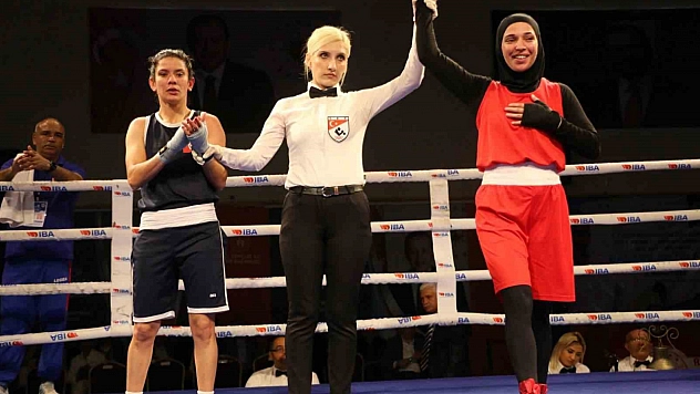 Milli sporcu hastaneye kaldırıldı