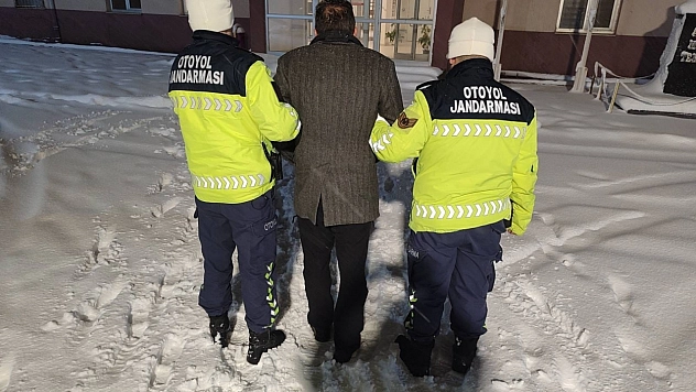 Yol verme kavgasında 2 kardeşi silahla vuran şahıs tutuklandı