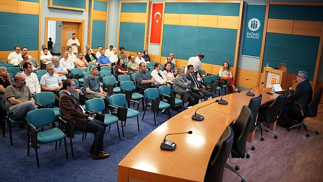 İnönü Üniversitesinde yöneticilere yapay zeka eğitimi verildi