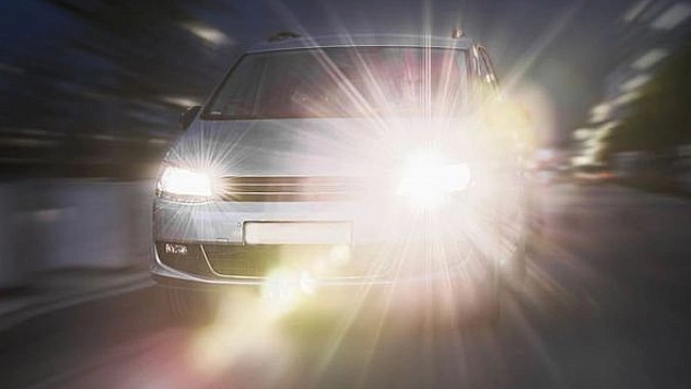 Yüksek Işıklı LED Farlar Kazaya Neden Oluyor!