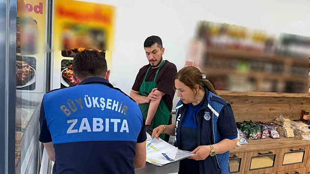 Malatya'da bayram mesaisi: Kasap ve marketlere sıkı denetim