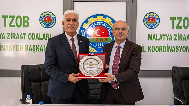 Ziraat Odalarından Başkan Er'e plaket!