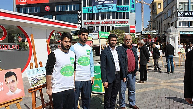 Zulüm fotoğrafları sergilendi