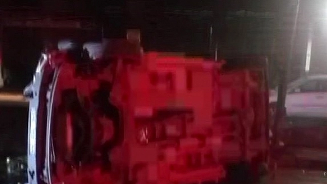 Malatya'da minibüs otomobille çarpıştı