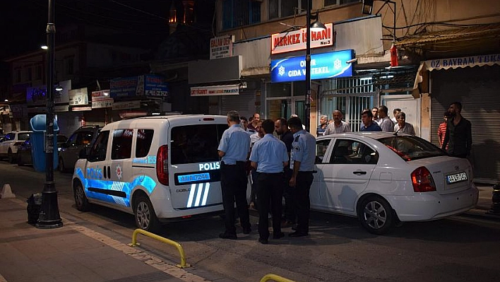 Silahlı ve bıçaklı kavga 