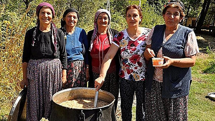 Kızık'ta aşure etkinliği 