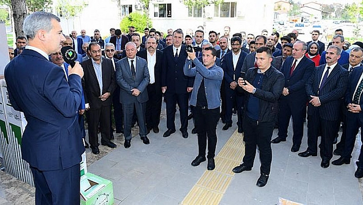 'Floresanlar Atık Kutularına'