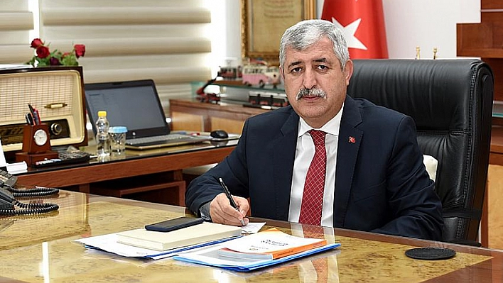 Kara bir gündü 