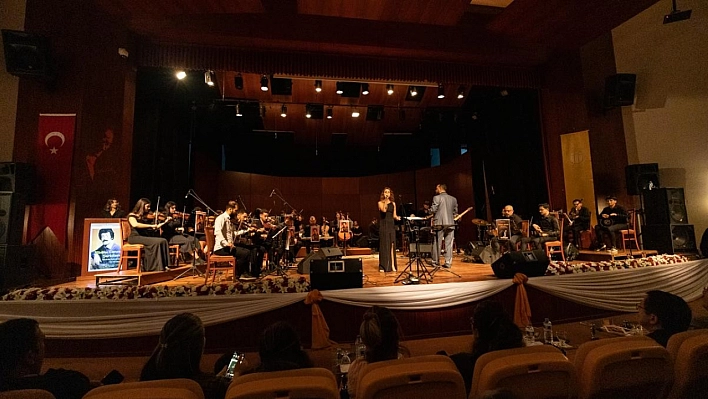 Konser yoğun ilgi gördü