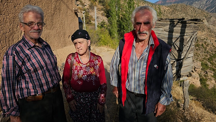 1.5 kilometrelik yolu kendi imkanları ile yaptı, kalanına gücü yetmeyince destek istedi